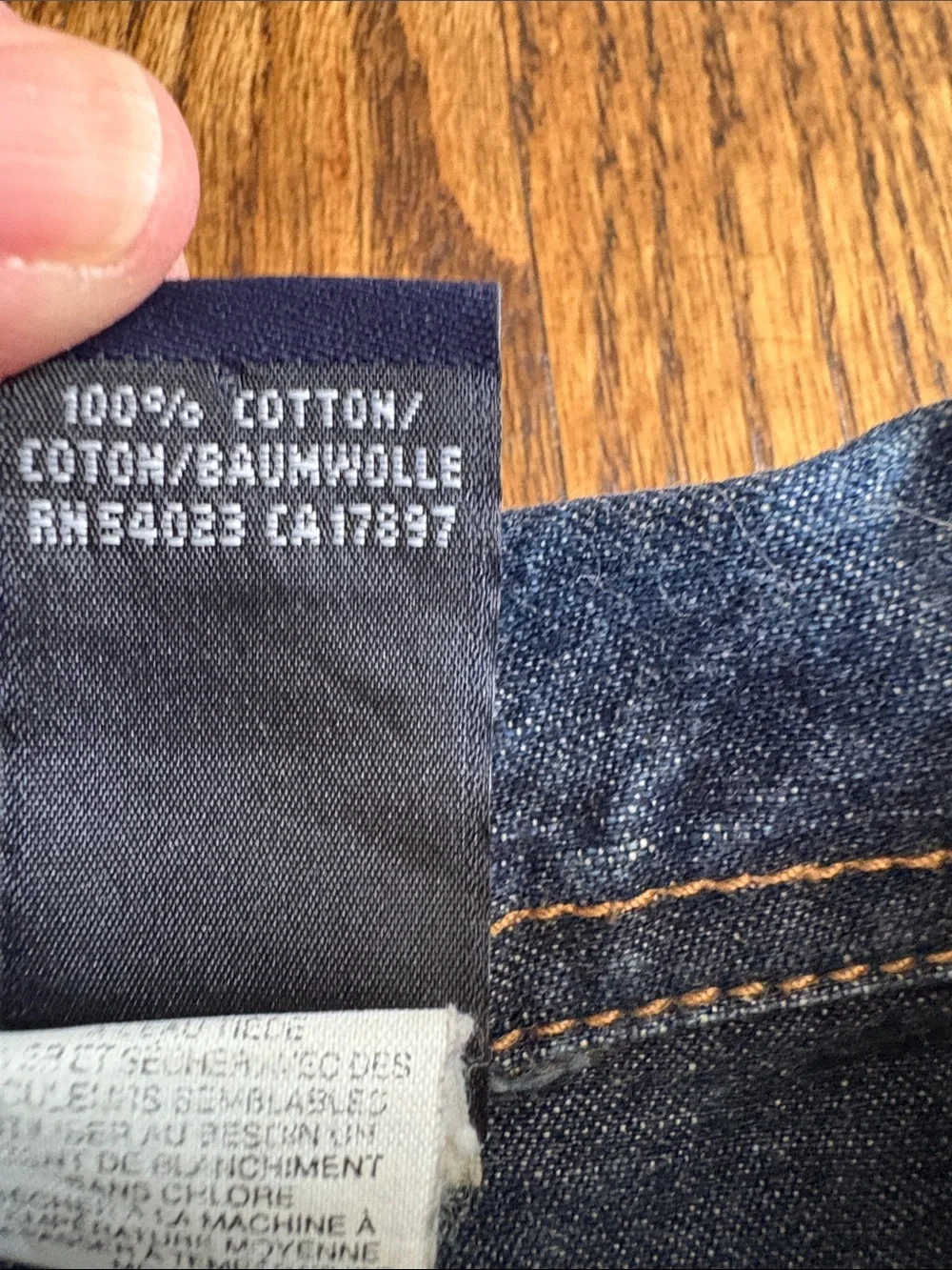 GAP girls’ dark denim Y2K denim button down dress, size 4. Like new condition